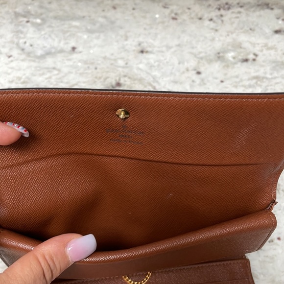 Louis Vuitton wallet on chain - Picture 9 of 13